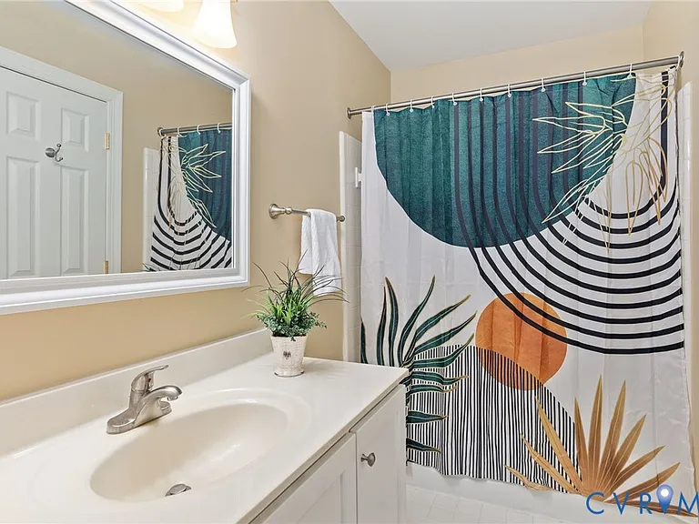 12015 Bexley Ct — Photo 47