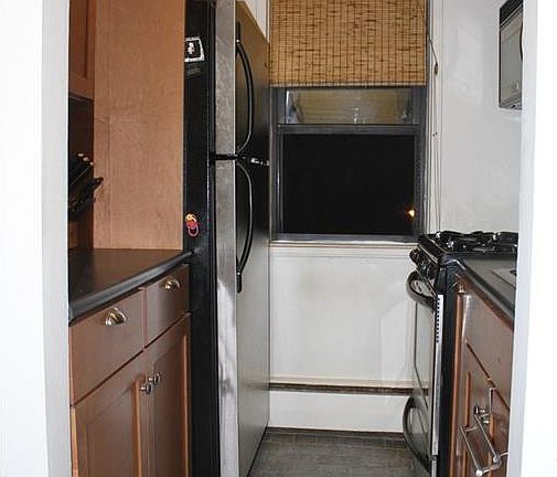 5th image of 5 Oakdale Mnr APT B24