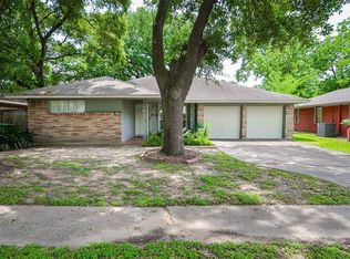 4915 Hialeah Dr, Houston, TX 77092