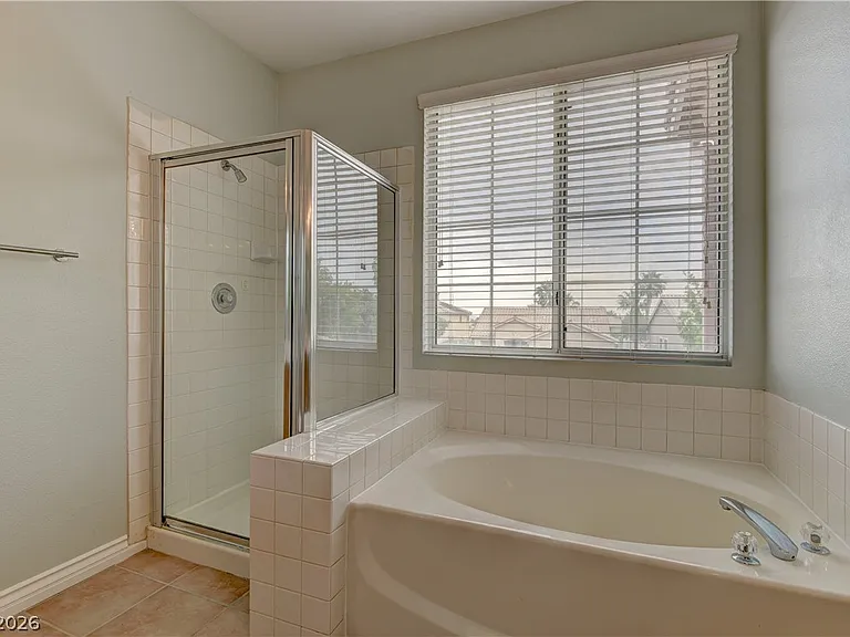 1813 Snow Spring Ln — Photo 27