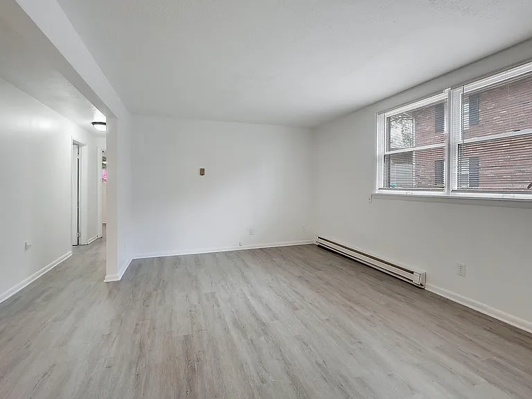3741 Woodford Ave NW #2 — Photo 2