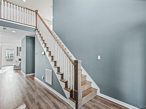 5th image of 8501 Chippingford Ln