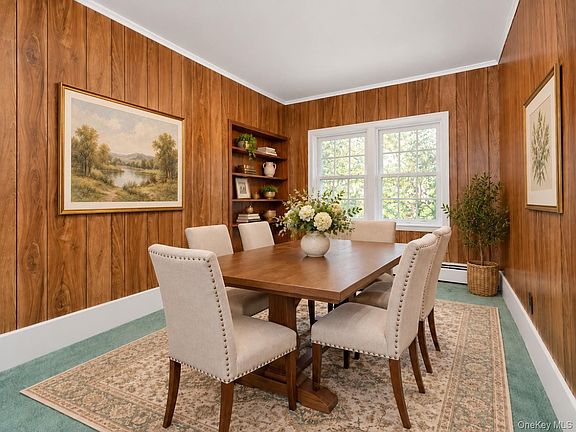 3rd image of 351 Manhattan Ave