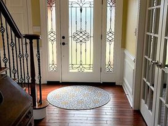 4th image of 1204 Chateau Cir