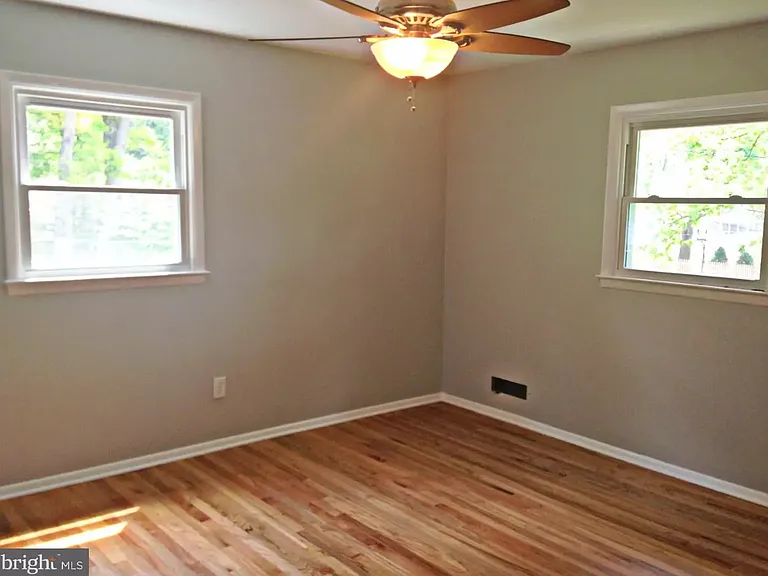 55 Montgomery St — Photo 22