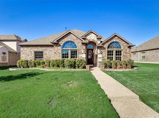 821 Danbury Dr, Desoto, TX 75115