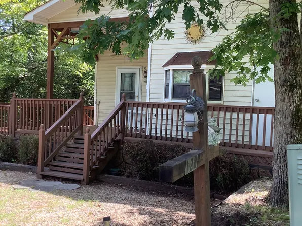 128 Cindy Pkwy, Cleveland, GA 30528