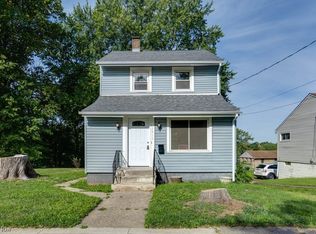 1517 Rowland Ave NE, Canton, OH