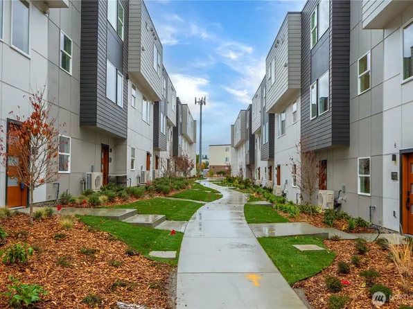 11544 17th Circle SW, Burien, WA 98146