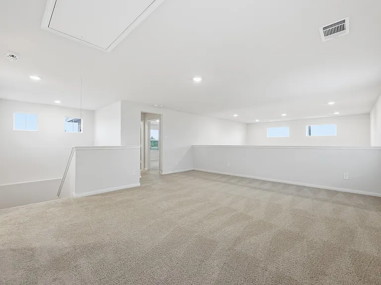 129 Briggs Ln — Photo 19
