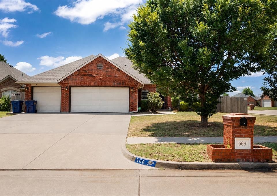 1st image of 566 W Hunters Court Way