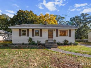 3312 Ivanrest Ave SW, Grandville, MI
