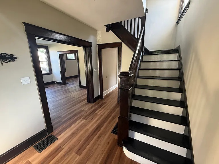 2885 Shaffer Ave — Photo 6
