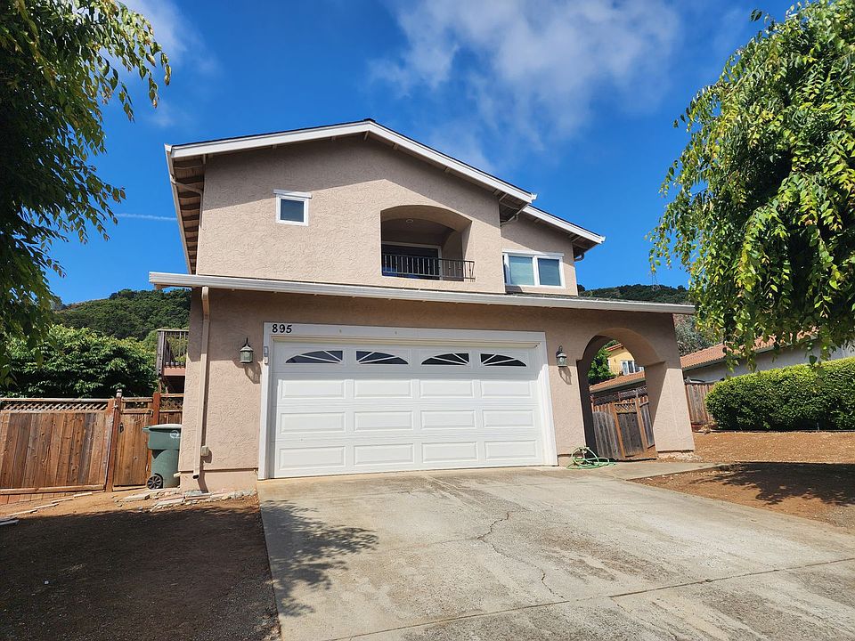 1st image of 895 La Giralda Ct