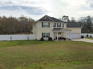 307 Harlee Ln, Ray City, GA 31645