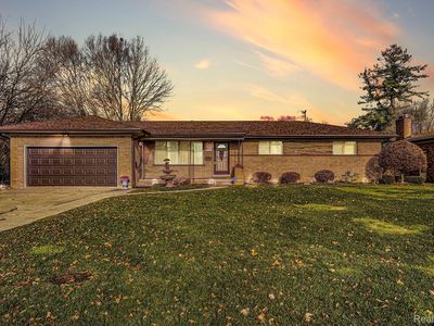 37761 Andrew Dr, Sterling Heights, MI, 48312