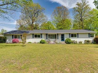 1918 Dupont St, Hixson, TN 37343
