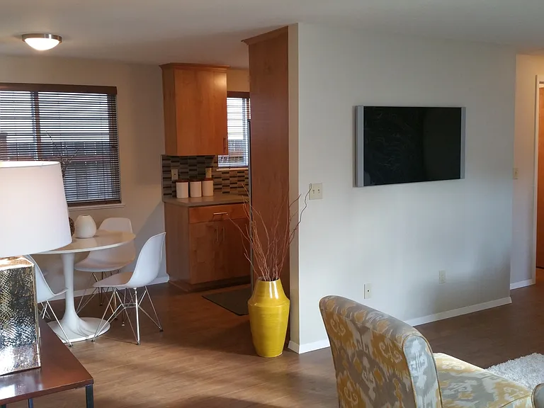 3541-55 SE Yamhill St — Photo 16