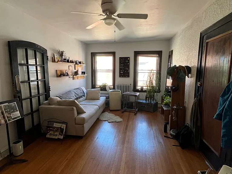 1474 W Winnemac Ave #3 — Photo 4