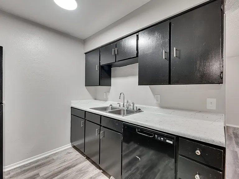 6626 Reeves St — Photo 7