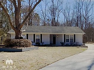 8213 Willowlake Ct, Charlotte, NC 28227
