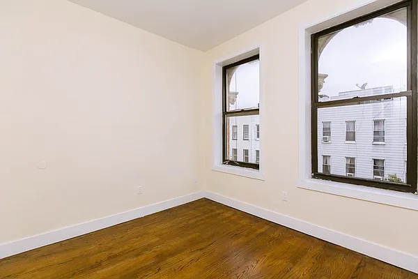 Rented by Nooklyn NYC LLC | media 3