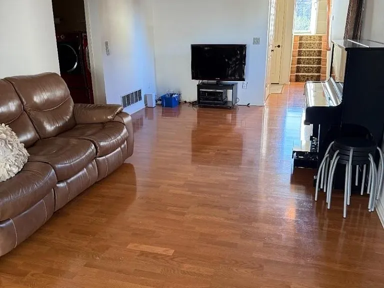 518 Downer St — Photo 25