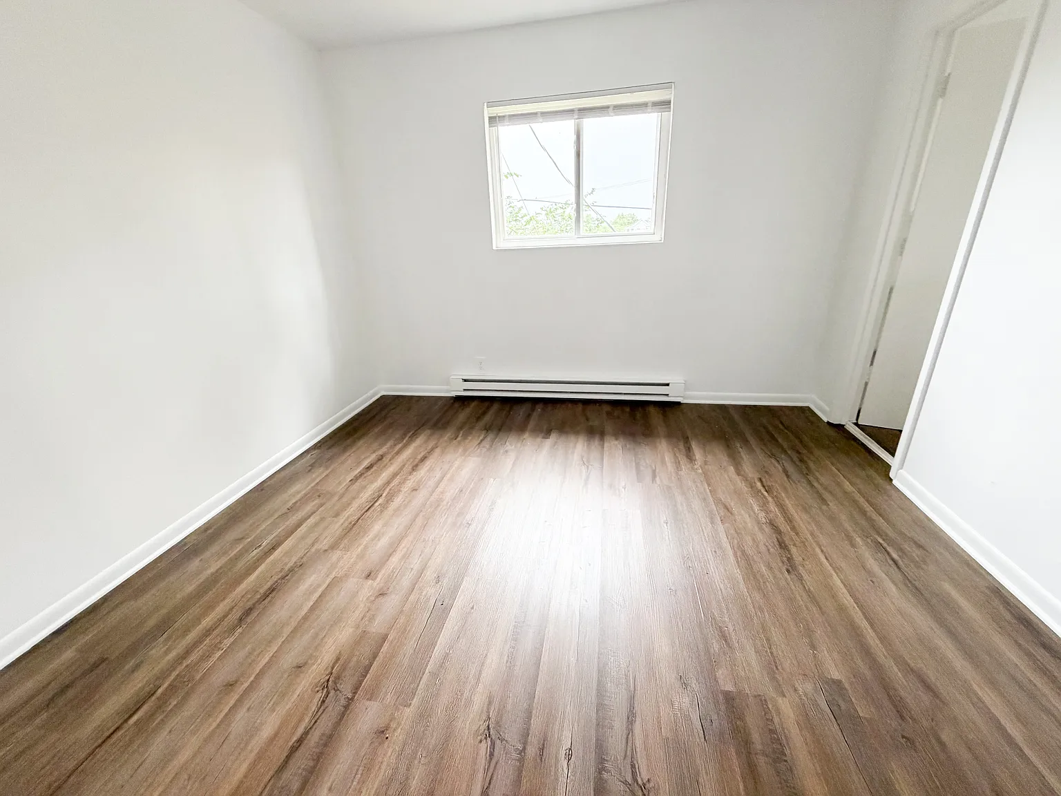 1 bed, 650 sqft, $1,150 — Photo 4