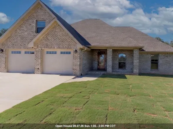 118 Scarlette Ln, Muscle Shoals, AL 35661