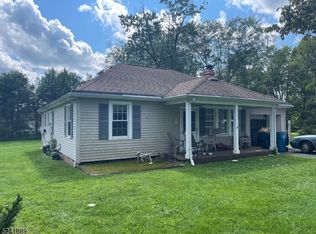 19 Centerville Rd, Whitehouse Station, NJ 08889