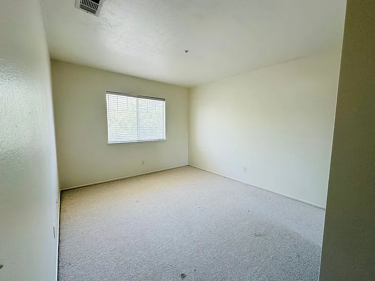 26253 King Edwards Dr — Photo 38