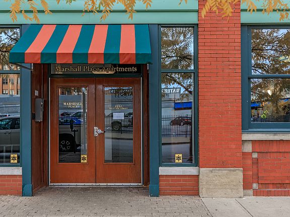 3rd image of 1211 W 9th St #105