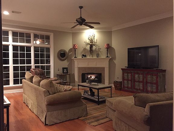 Family room gas fireplace