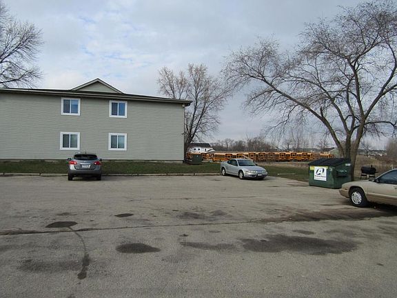 2nd image of 6576 Lake Rd APT 5