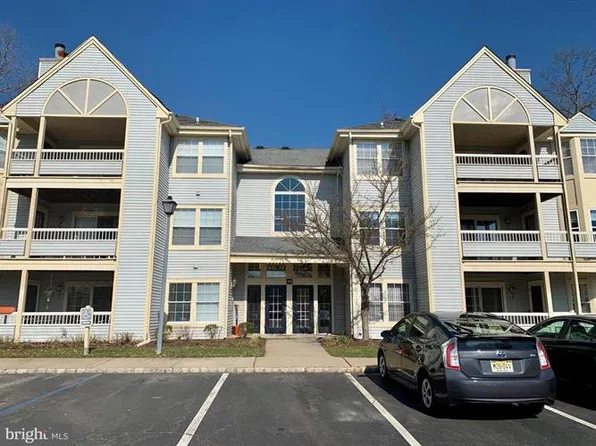111 Biscayne Ct #4-1004, Princeton, NJ 08540