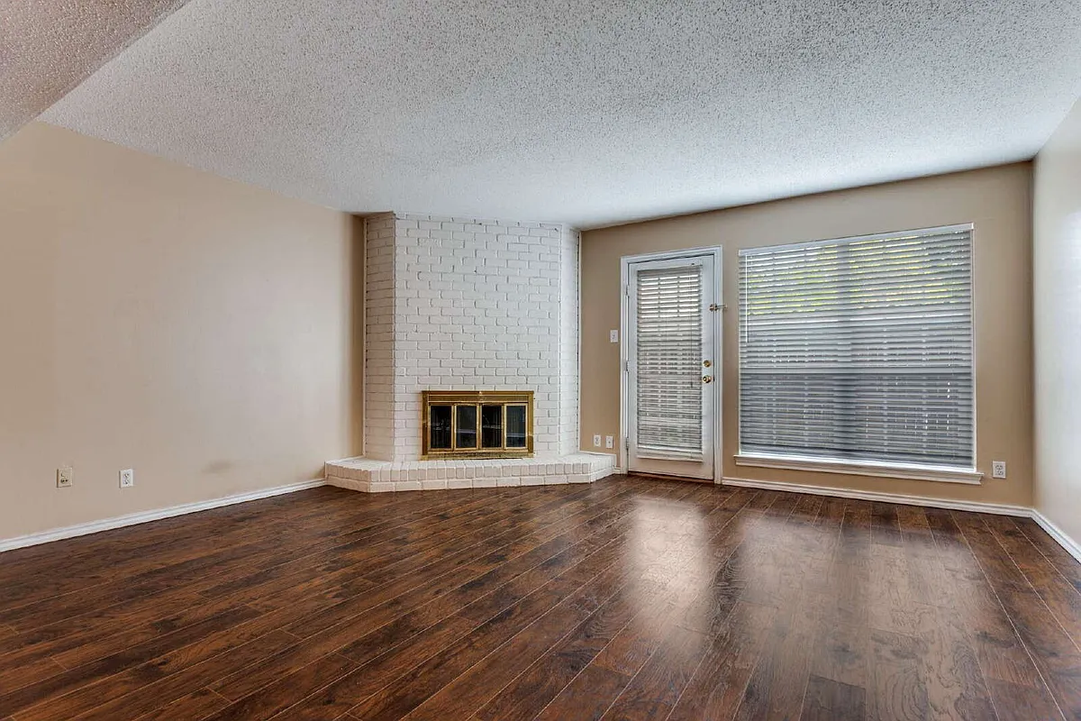 Building Photo - 1255 Roaring Springs Rd