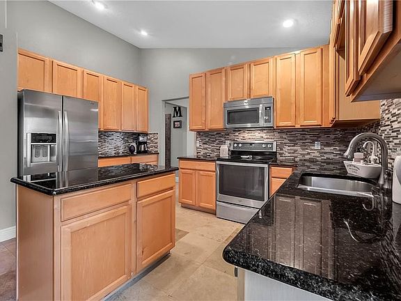 2nd image of 340 Largovista Dr
