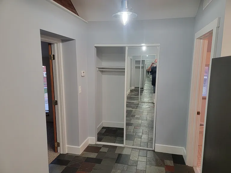 214 S New St #2 — Photo 6