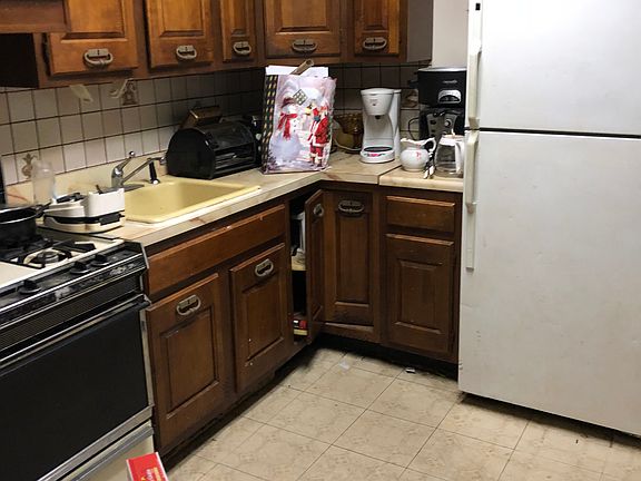5th image of 1547 S Marston St