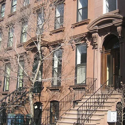 Rented by ZealEstate Group Inc | media 31