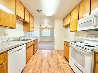 3332 Carver Rd APT 5, Modesto, CA 95350