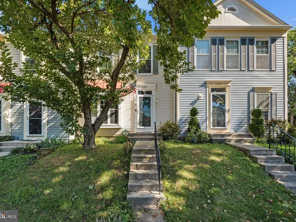 109 Chelsea Ct NE, Leesburg, VA 20176