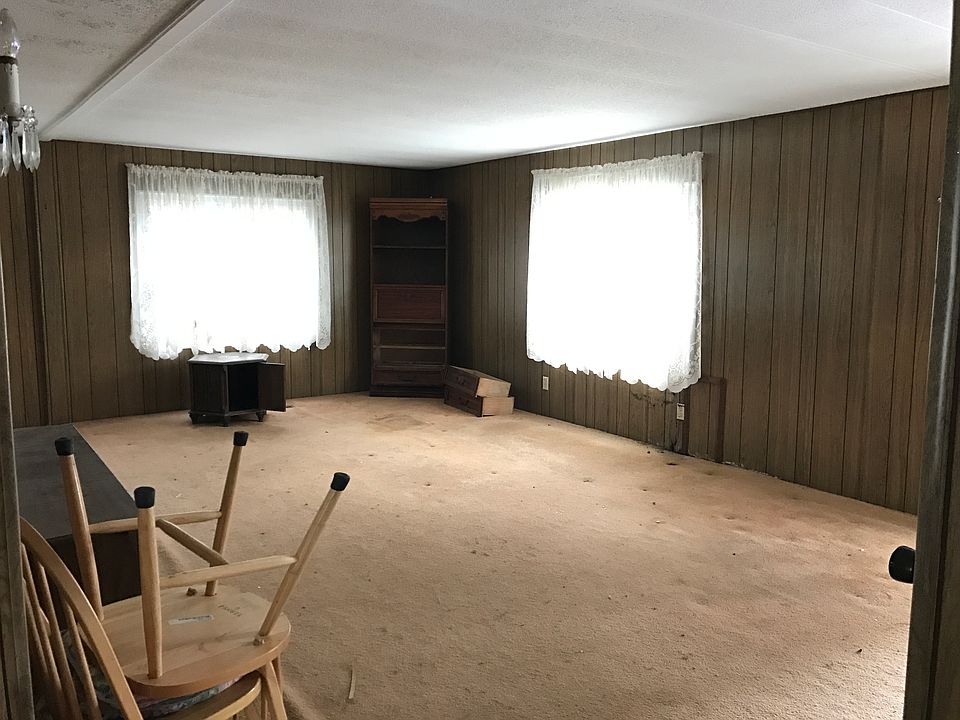 2nd image of 525 Riverleigh Ave Unit 222