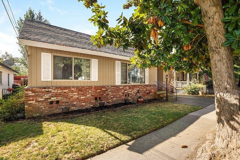1st image of 323 Berkeley Ave