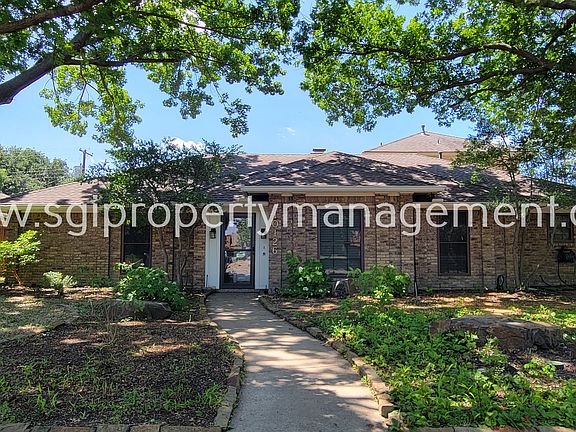 2nd image of 10126 Desert Willow Dr
