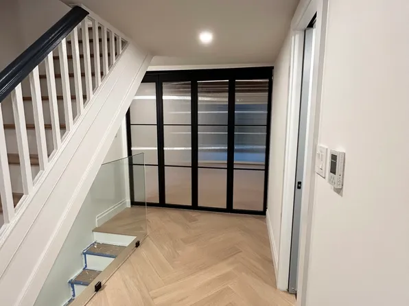 56 Douglass Street image 10 of 17