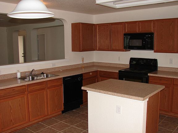 5th image of 7718 Cortland Oak