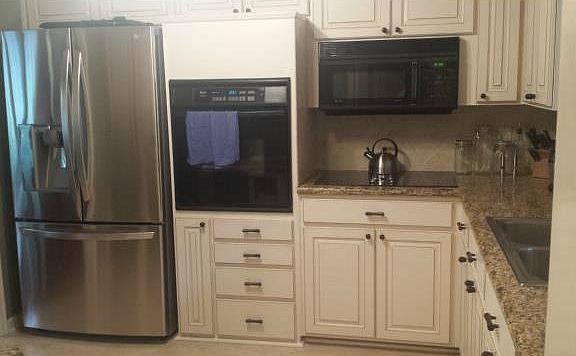 3rd image of 3815 W 52nd Ter
