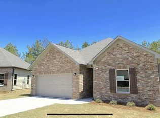 427 Golden Eagle Cir, Jasper, AL 35504