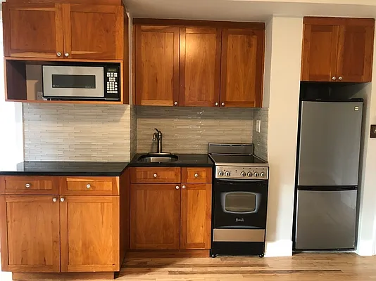 Rented by Douglas Elliman | media 17